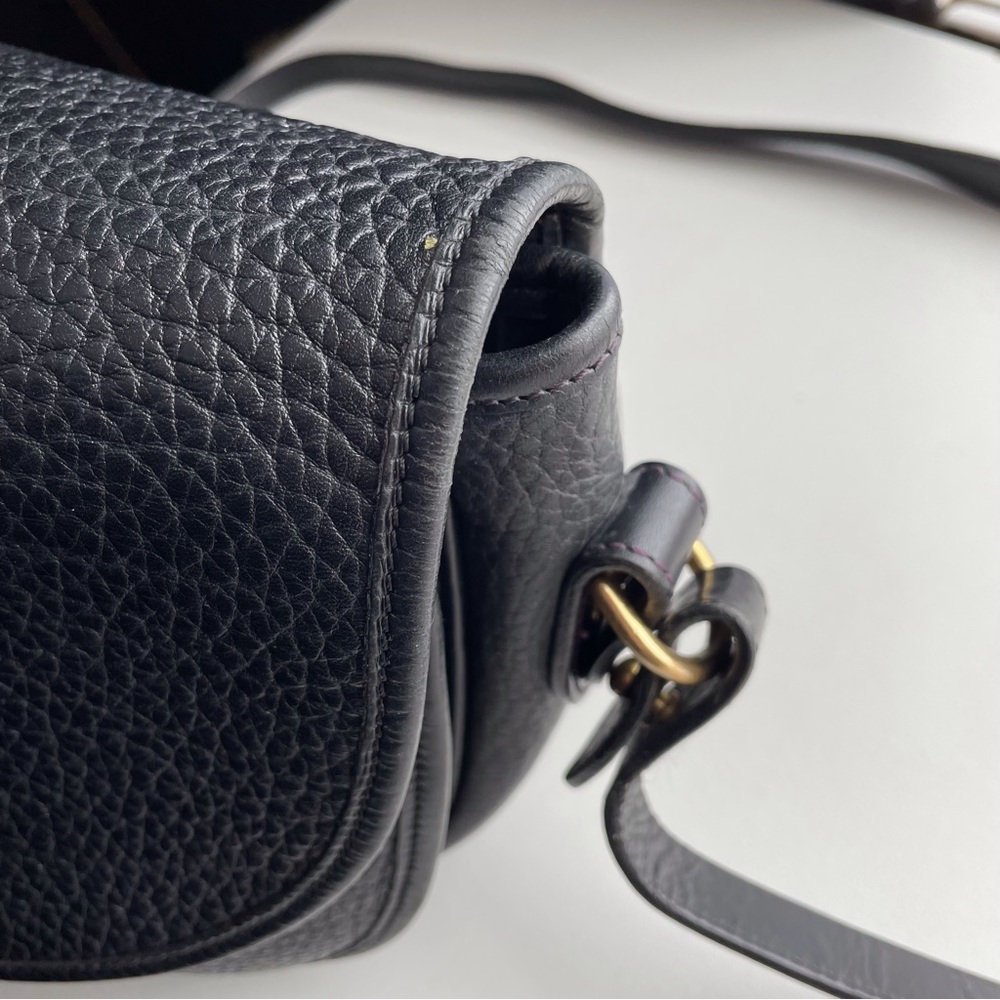 Dooney and Bourke awl black leather Saddle compartment Flap key crossbody bag - Picture 9 of 16